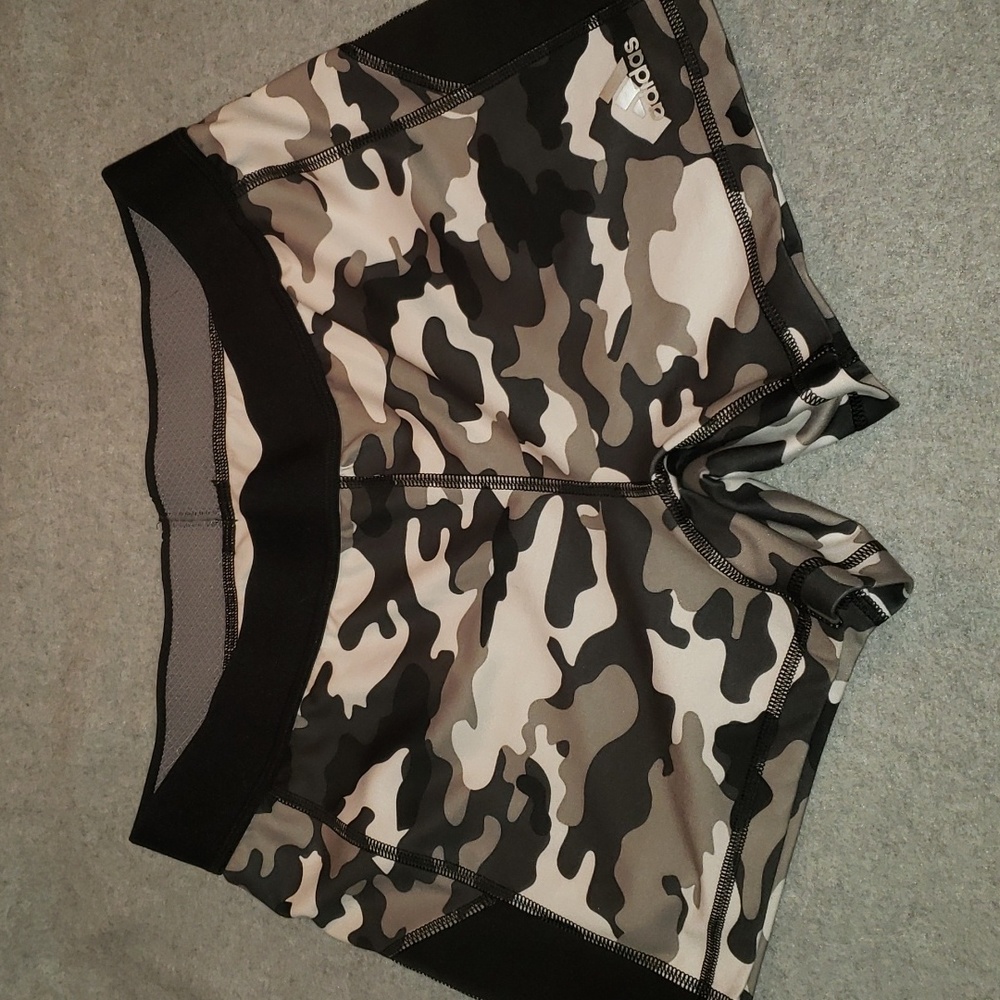 Adidas Techfit modern compression athletic shorts, large, black camo pattern